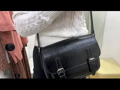 ❤️ Јавна мастурбација на младата кучка FeralBerry со дилдо во фитинг просторијата ❤ Порно кај нас mk.tradewin.top